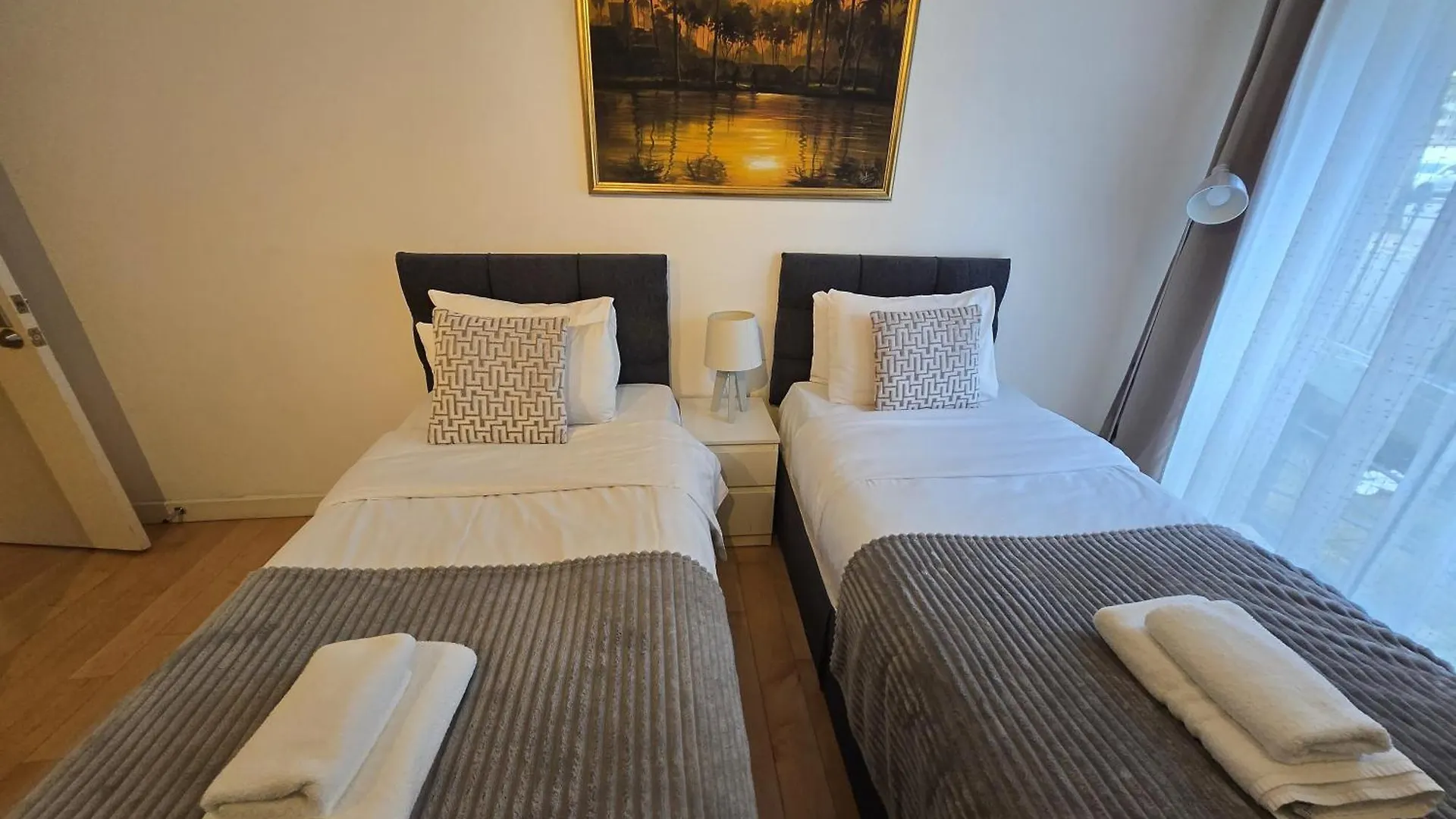 Superior Canary Wharf O2 Arena 2Br Apartment London 0*,  United Kingdom